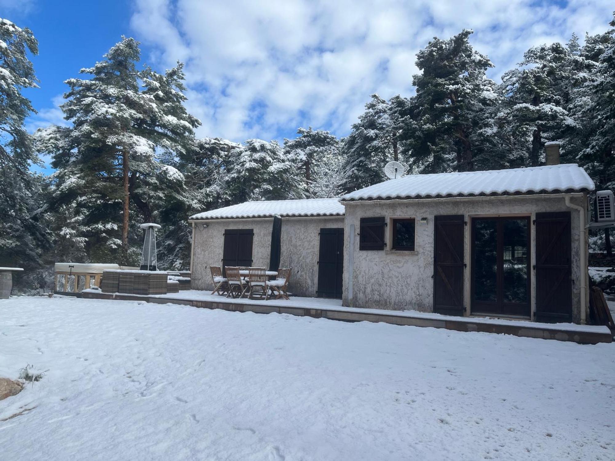 Les Rocailles Villa Valderoure Bagian luar foto